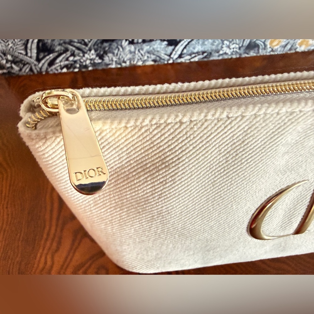 Three items:Authentic Dior Gray and Silver Embellished Strap and other two - Picture 14 of 16